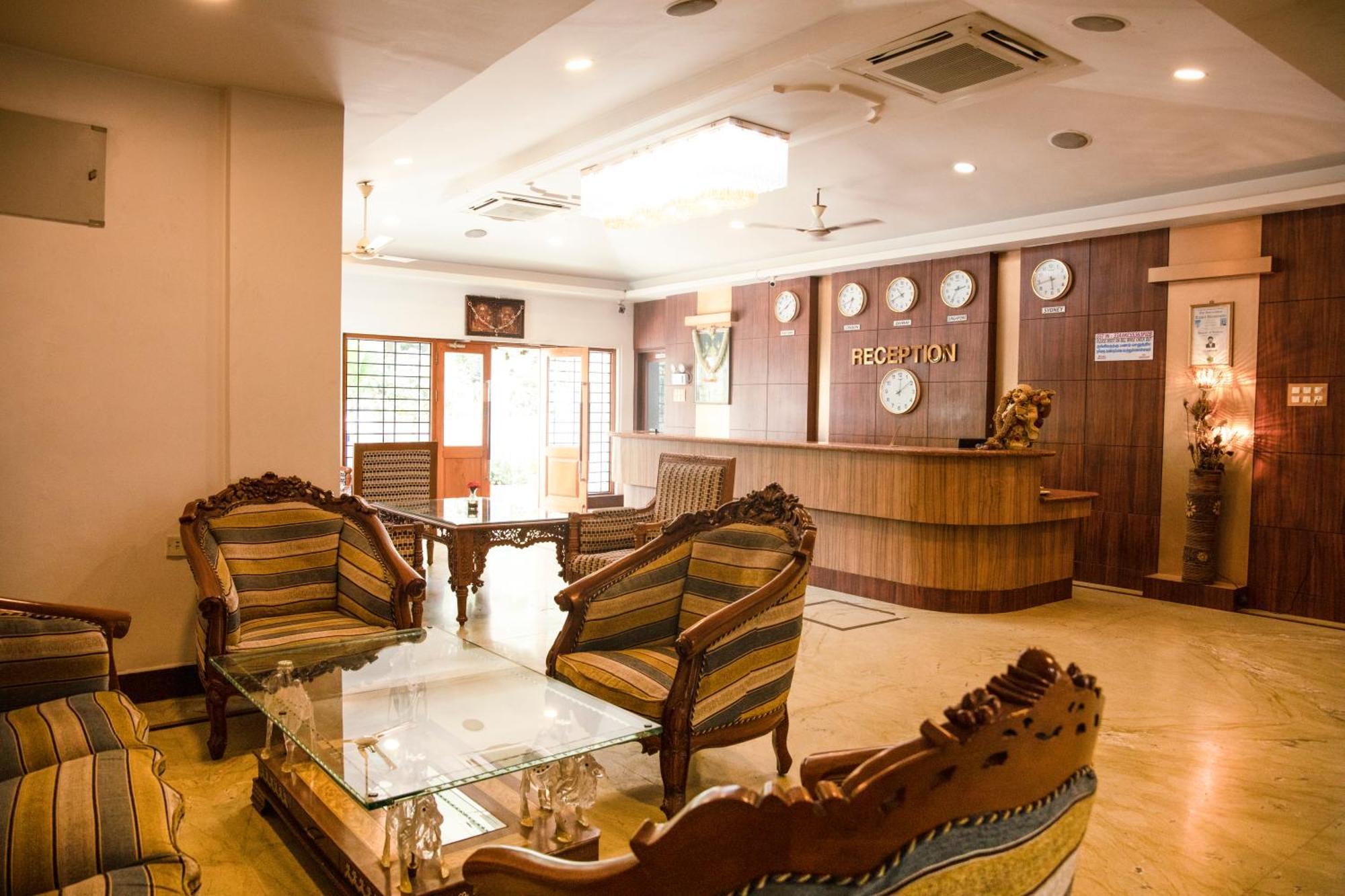 Saaral Resorts & Hotels Pvt Ltd Kuttālam Kültér fotó